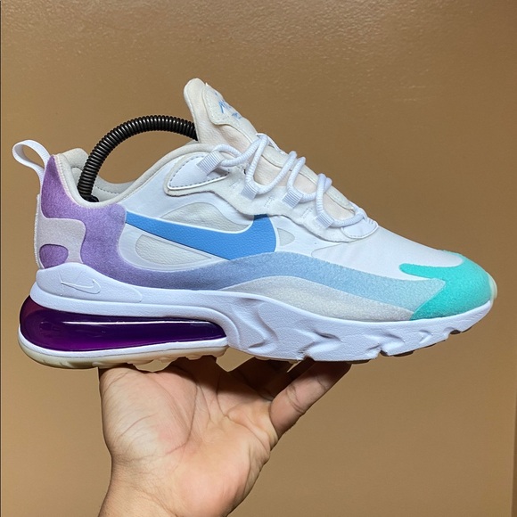 Nike Air Max 270 React Women’s Running Sneakers Gradient Shift SZ 9.5 AT6174-102 - Picture 4 of 17